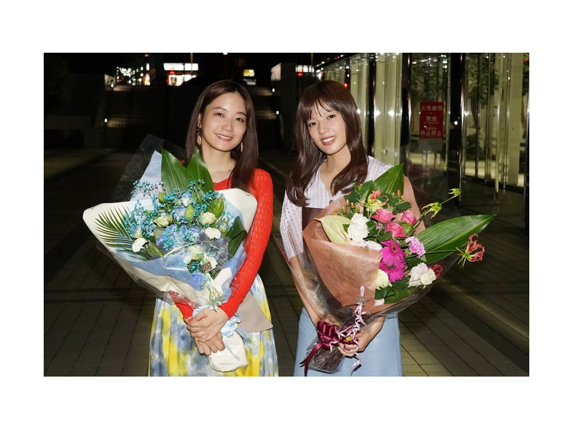 深川麻衣、石井杏奈（C）読売テレビ