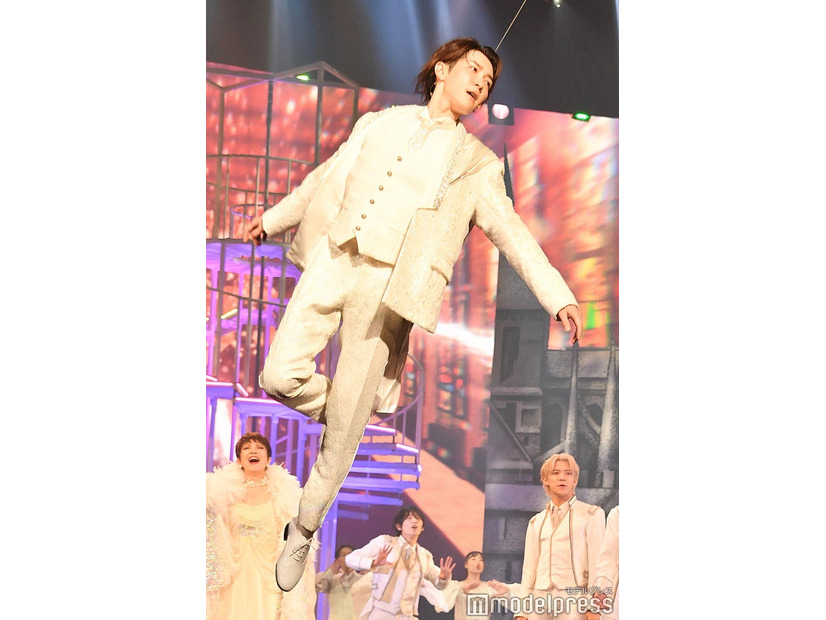4年ぶり復活！フライングで美しく舞う渡辺翔太／ゲネプロより（C）モデルプレス