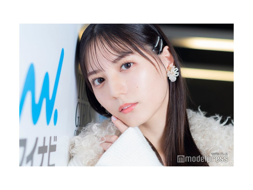モデルプレスのインタビューに応じた小坂菜緒（C）モデルプレス