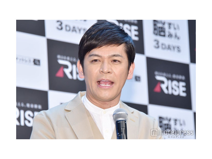岡田圭右（C）モデルプレス