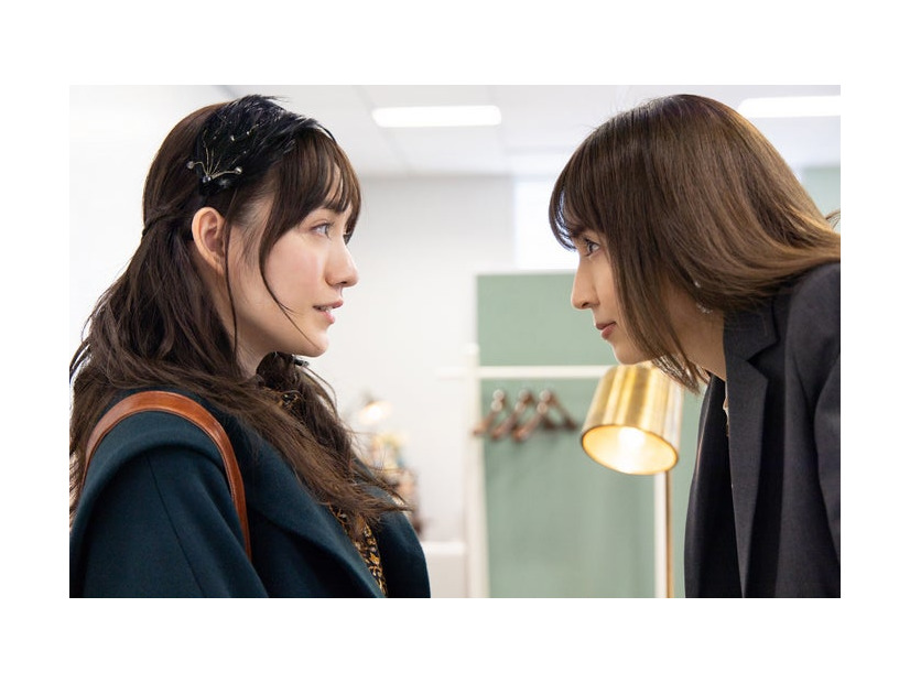 小島藤子、矢田亜希子「ナースが婚活」第3話より（C）「ナースが婚活」製作委員会