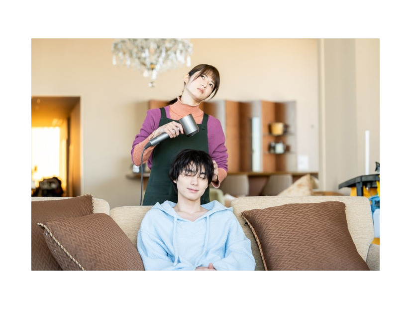 若月佑美、本田響矢「セレブ男子は手に負えません」第3話より（C）ABC・DLE