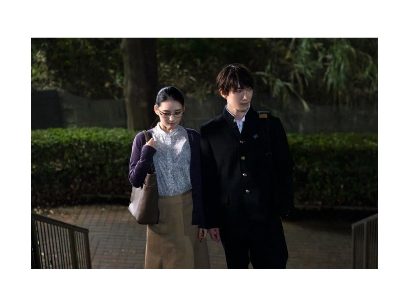 北香那、渡辺翔太「先生さようなら」第3話（C）八寿子／小学館／「先生さようなら」製作委員会