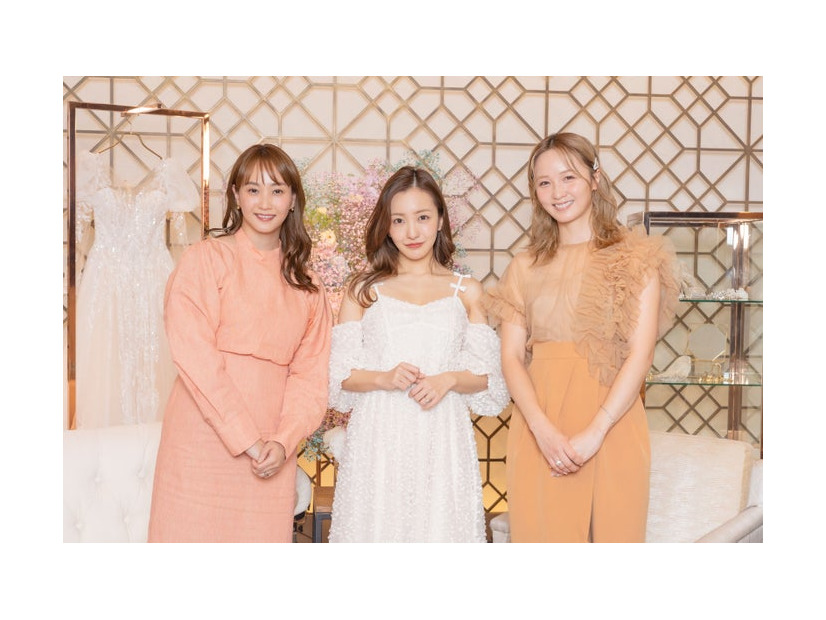 藤本美貴、板野友美、Dream Ami（C）AbemaTV, Inc.