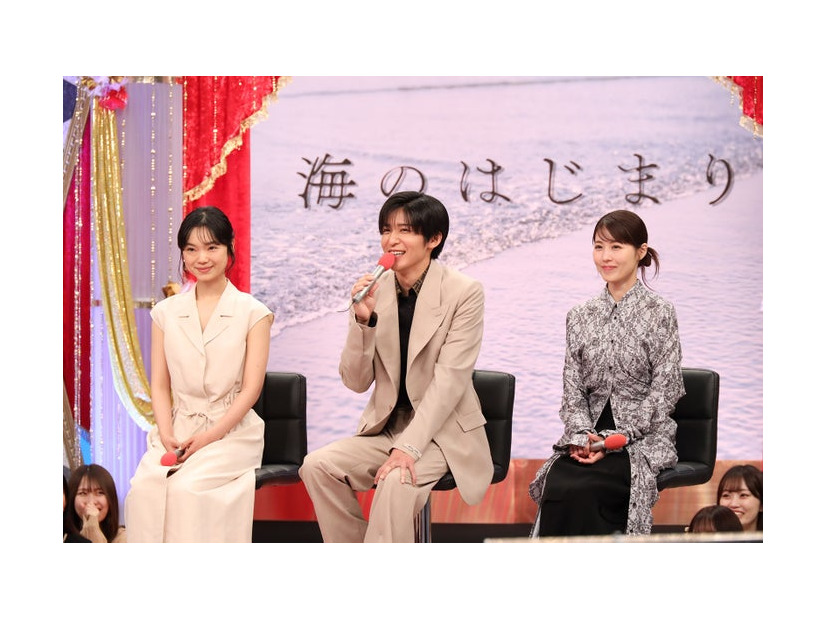 （左から）有村架純、目黒蓮、古川琴音（C）フジテレビ