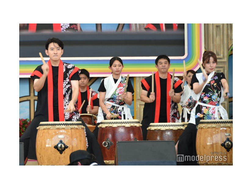 和太鼓パフォーマンスを披露した「フジアナTAIKO 魂」（C）モデルプレス