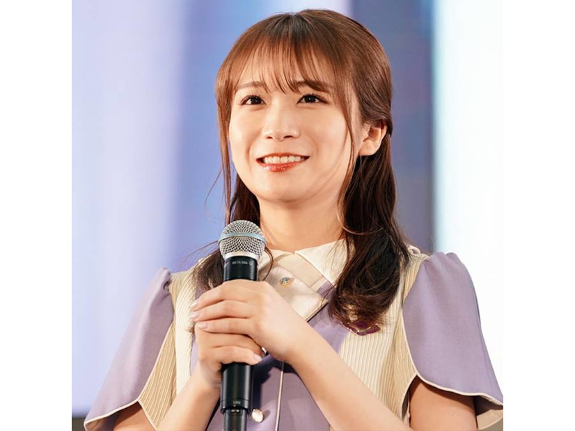 秋元真夏、“バ帽”を身に着けたラフSHOTに「似合ってます」「可愛すぎる」の声