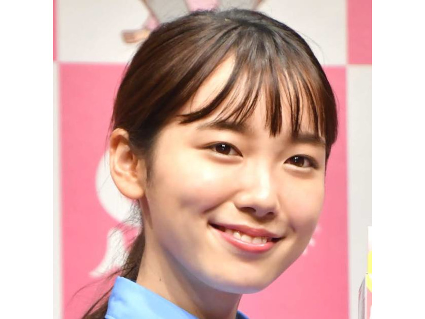 飯豊まりえ、ドラマ共演の影山優佳に“プレゼン”していることとは？「もう無理やりですけど…」