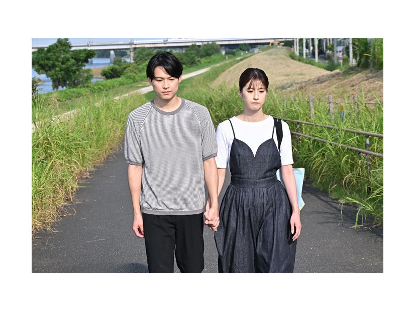 松村北斗、松本若菜「西園寺さんは家事をしない」第10話より（C）TBS