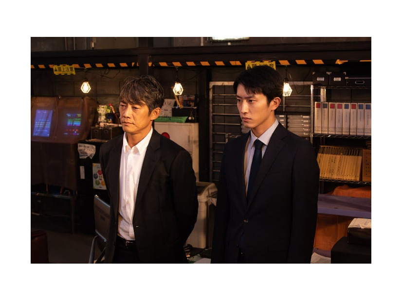 反町隆史、杉野遥亮「オクラ〜迷宮入り事件捜査〜」第3話（C）フジテレビ