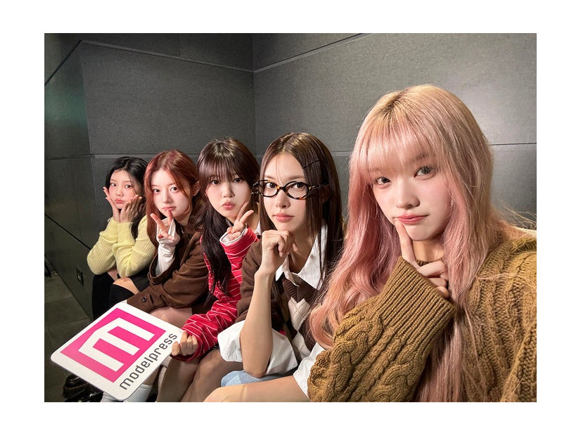 WONHEE（ウォンヒ）、MINJU（ミンジュ）、 MOKA（モカ）、YUNAH（ユナ）IROHA（イロハ）／ILLIT（P）&（C） BELIFT LAB Inc.