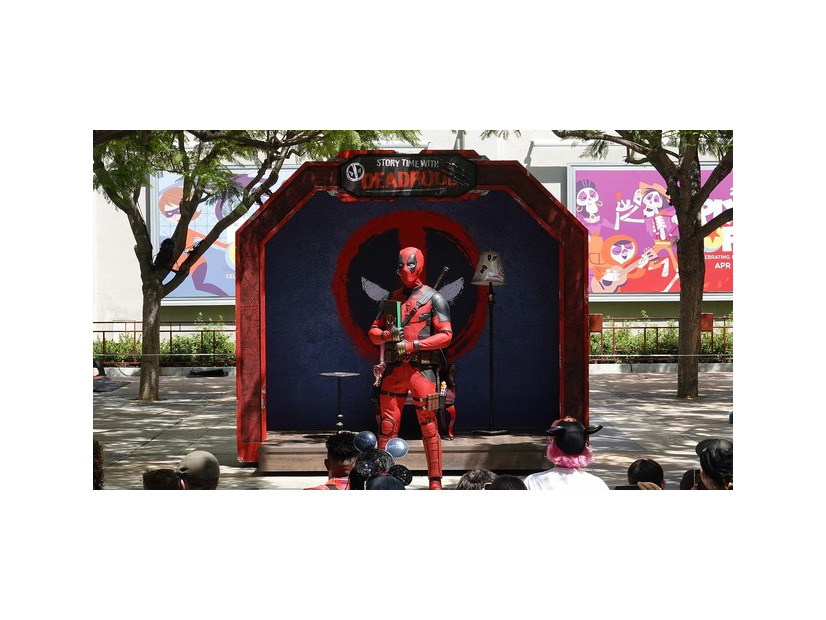 アトモスフィア・エンターテインメント「Story Time with Deadpool」