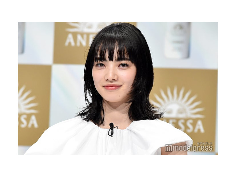 ミディアムヘアの小松菜奈（C）モデルプレス