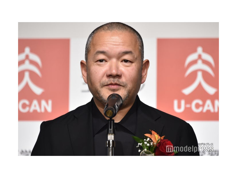 「2024ユーキャン新語・流行語大賞」表彰式に登壇した大根仁監督（C）モデルプレス