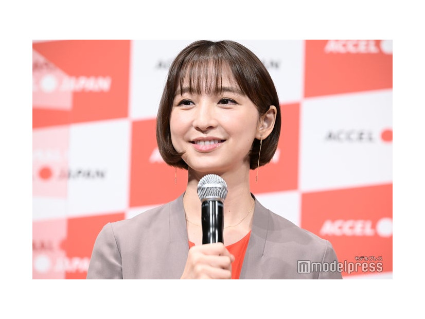 篠田麻里子（C）モデルプレス