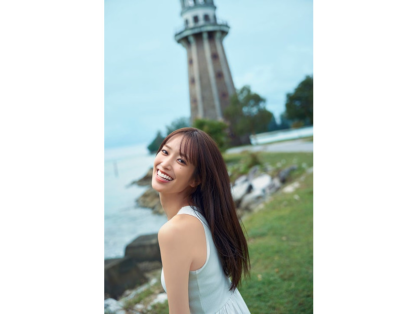 「日向坂46佐々木久美1st写真集」撮影／藤原宏