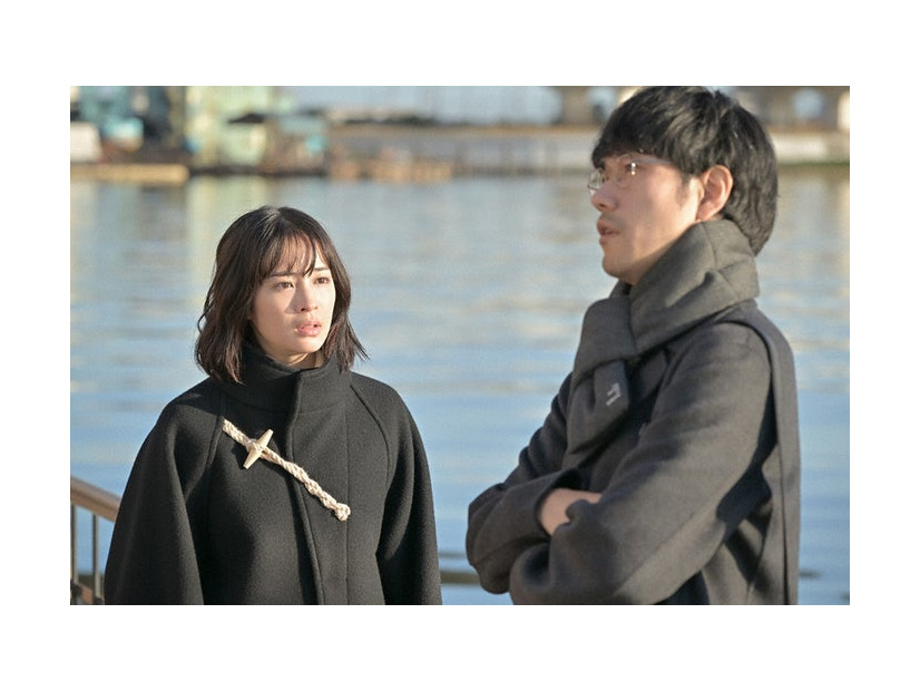 広瀬すず、松山ケンイチ「クジャクのダンス、誰が見た？」第1話（C）TBS