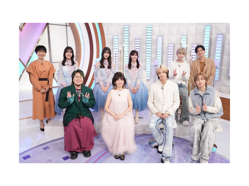 （上段左から）有働由美子、佐々木美玲、佐々木久美、河田陽菜、HARUA、松下洸平（下段左から）こっちのけんと、松本伊代、K、FUMA（C）日本テレビ