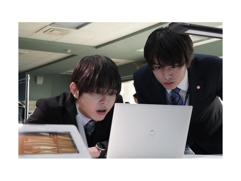 倉悠貴、柏木悠「アイシー～瞬間記憶捜査～柊班～」第3話（C）フジテレビ