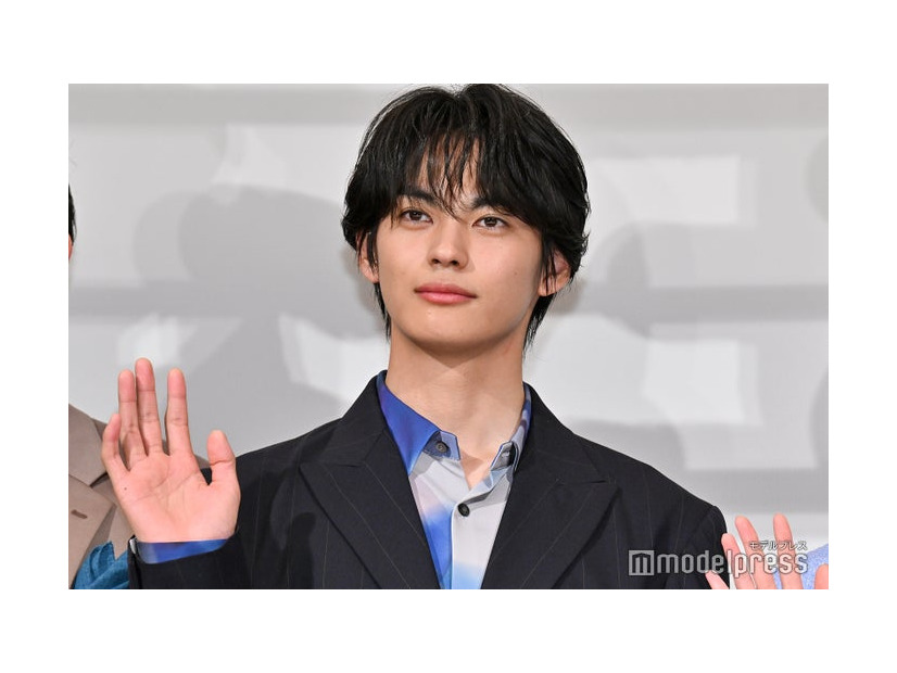 映画「⼤きな⽟ねぎの下で」初⽇舞台挨拶に登壇した神尾楓珠（C）モデルプレス