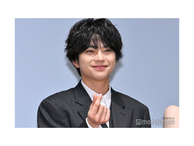 「アポロの歌」トークイベントに登壇した佐藤勝利（C）モデルプレス
