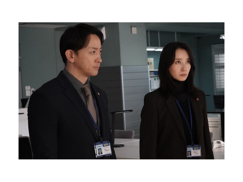 山本耕史、波瑠「アイシー～瞬間記憶捜査・柊班～」第4話（C）フジテレビ