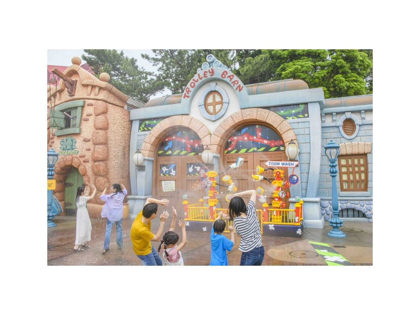 ランド＆シーを自由に行き来できるパスポート発売開始！夏ディズニー開催中の期間限定で