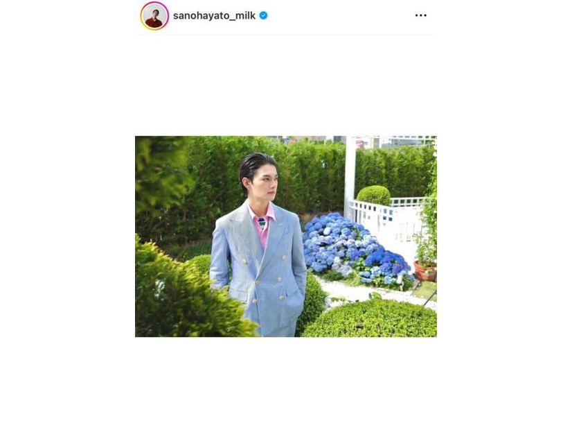 「王子様すぎる」佐野勇斗、オールバックの美麗SHOTにファンうっとり「色気すごい」「爆イケ」