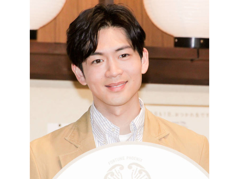 松下洸平、“夢のような時間”を過ごしたカンヌでの正装SHOTに「かっこいい」「素敵すぎる」の声