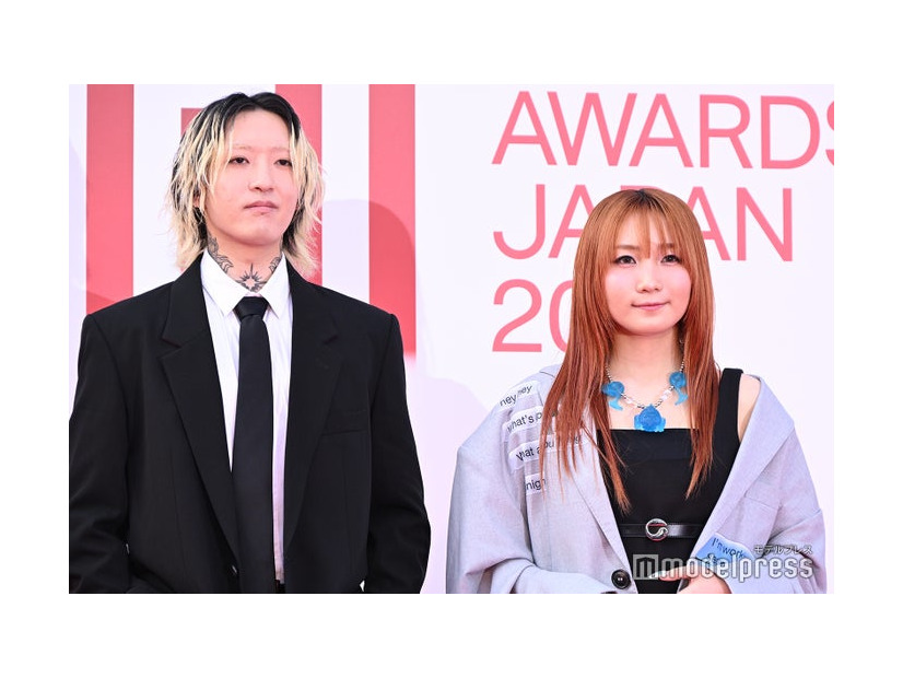 YOASOBI／Ayase、ikura（C）モデルプレス