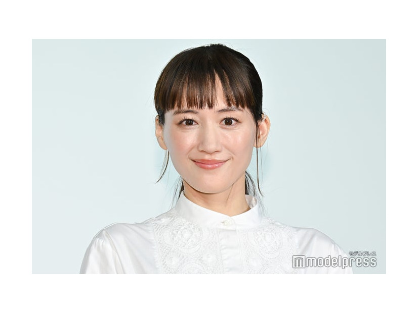 「ひとりでしにたい」取材会に出席した綾瀬はるか（C）モデルプレス
