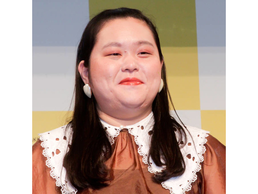 ぼる塾・田辺智加「これすごいね」きらめきに感心！お呼ばれ結婚しにも使用したアイシャドウ