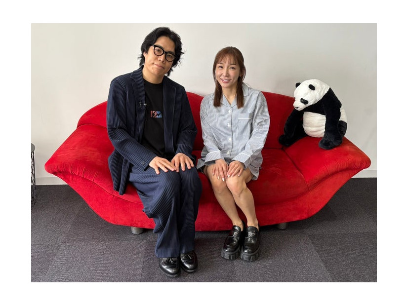 高比良くるま、加護亜依（C）Netflix