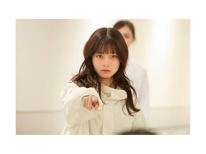 橋本環奈「天久鷹央の推理カルテ」第7話（C）テレビ朝日