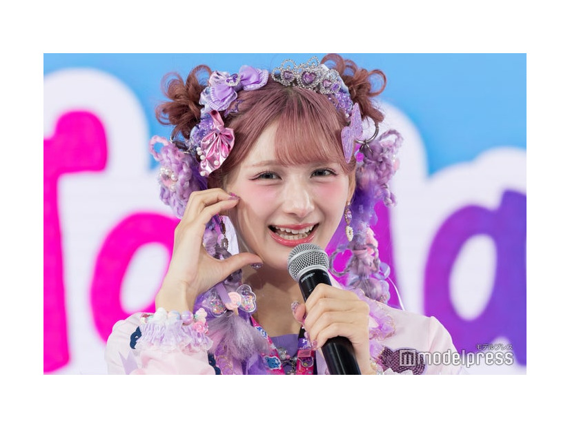 しなこ（C）モデルプレス