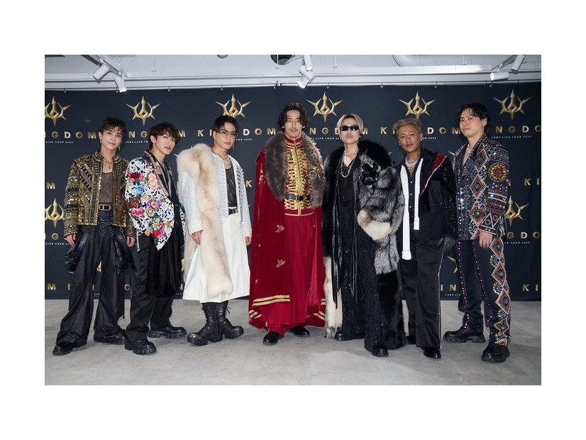 三代目 J SOUL BROTHERS（左から）岩田剛典、NAOTO、OMI、小林直己、今市隆二、ELLY、山下健二郎（提供写真）