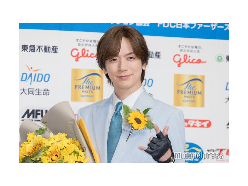 授賞式に出席したDAIGO（C）モデルプレス