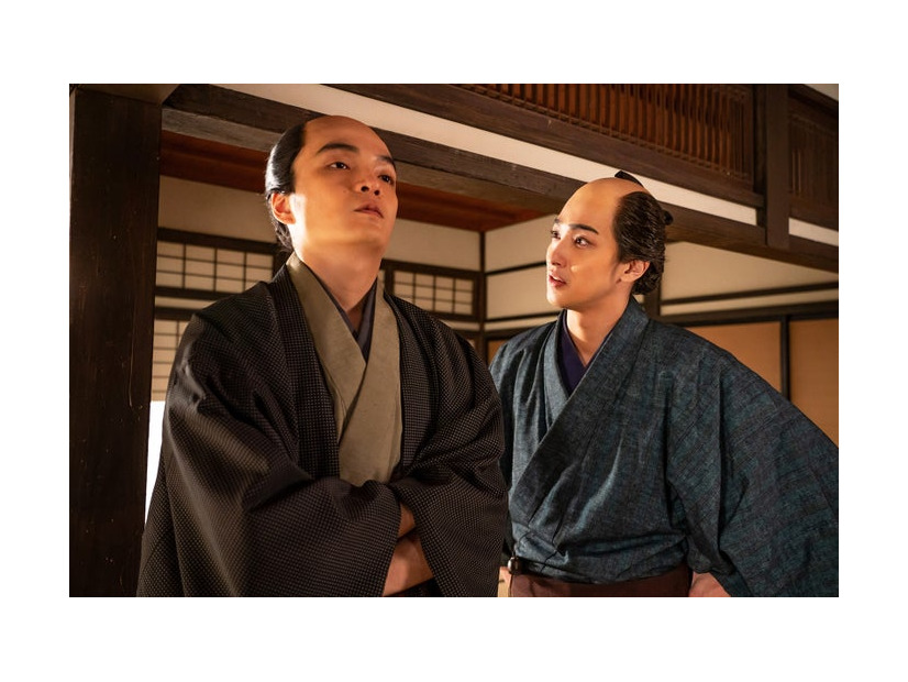 岡山天音、横浜流星「べらぼう～蔦重栄華乃夢噺～」第22話（C）NHK