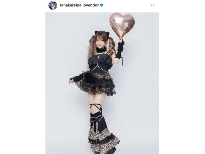 1児の母・田中れいな、変わらぬ美貌を披露したミニ丈衣装SHOTに「まじで激カワ」「最強すぎる」の声