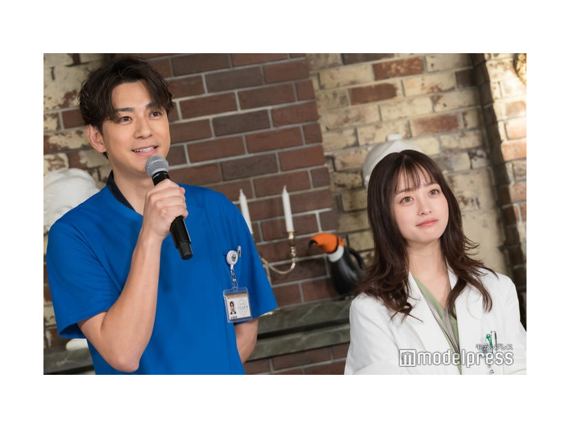 三浦翔平、橋本環奈（C）モデルプレス
