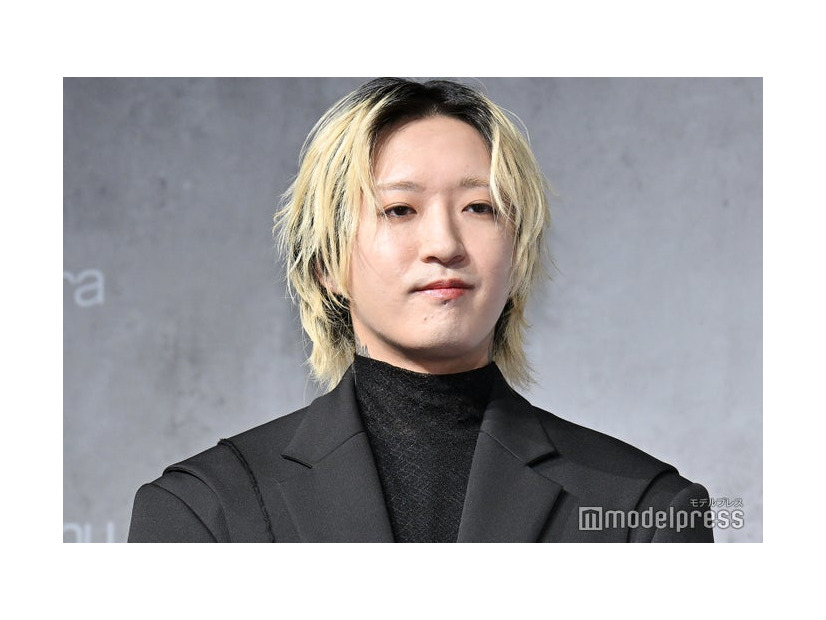 Ayase（C）モデルプレス