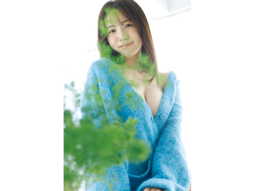 グラビア界のシンデレラガール・西野夢菜、Fカップのマシュマロボディを“ゆめかわ”な世界観で大胆見せ