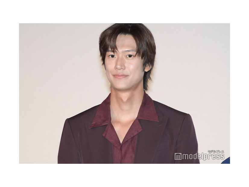 「初恋DOGs」制作発表に出席したナ・イヌ（C）モデルプレス