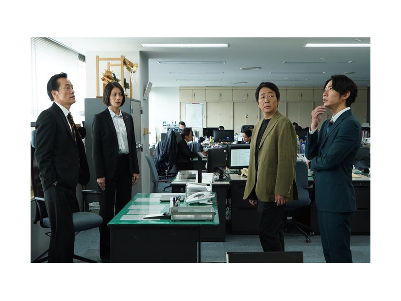 遠藤憲一、松下奈緒、大森南朋、相葉雅紀「大追跡～警視庁SSBC強行犯係～」第1話（C）テレビ朝日・東映