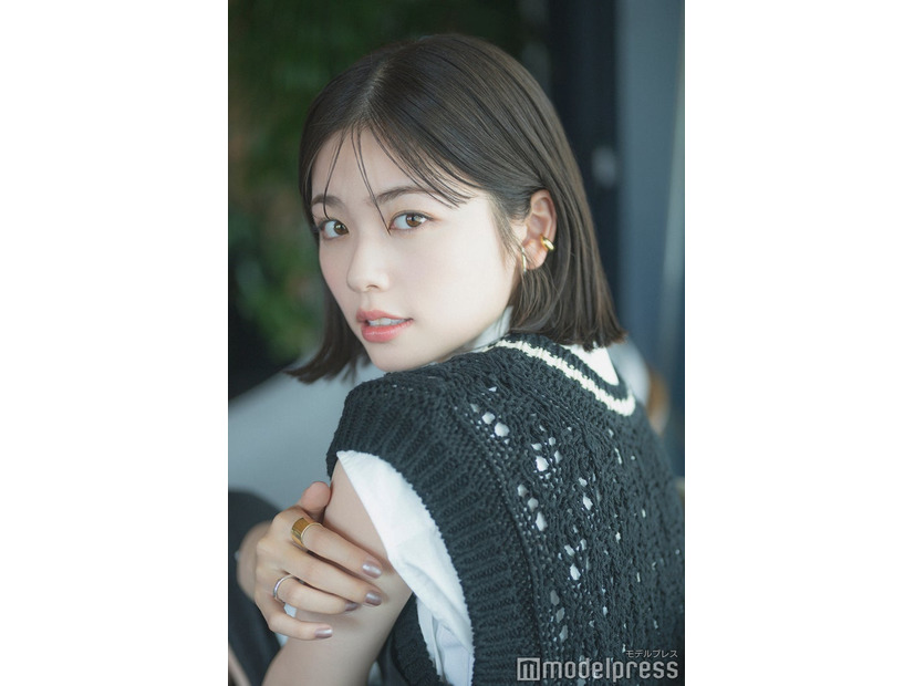 モデルプレスのインタビューに応じた小芝風花（C）モデルプレス