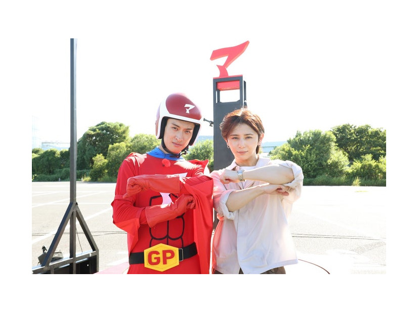 向井康二、山田涼介（C）フジテレビ