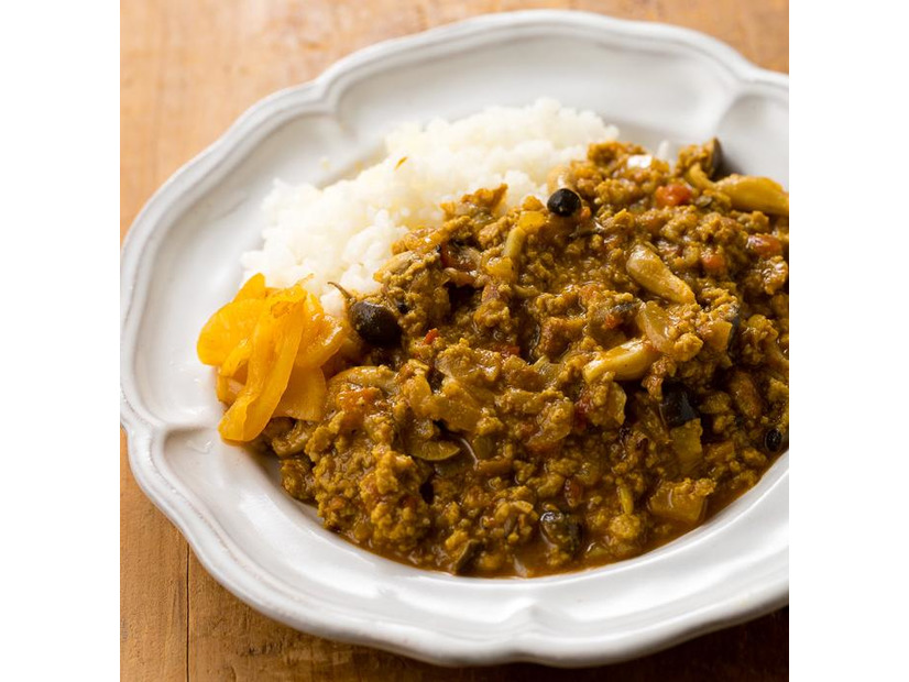 ハンバーグを揉んでカレーにしたら美味しいに決まってる！「つぶしハンバーグの キーマカレー」