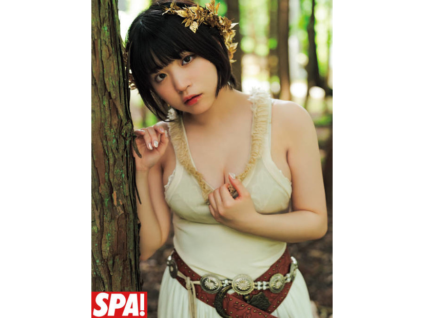 根本凪、肉感たっぷりの美ボディに釘付け！セクシーな“異世界物語の主人公”に変身