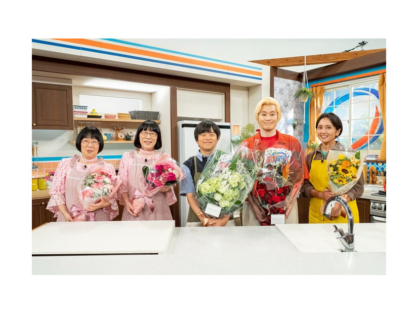 阿佐ヶ谷姉妹、バカリズム、カズレーザー、和田明日香（C）テレビ朝日