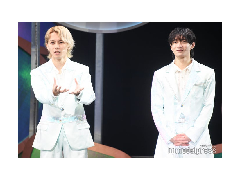 舞台「ANDO」囲み取材に出席した矢花黎、川崎星輝（C）モデルプレス